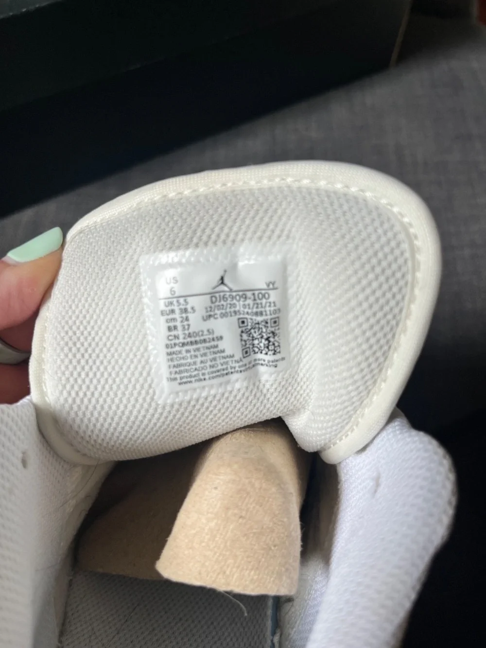 Jordan 1 Low “To My First Coach”